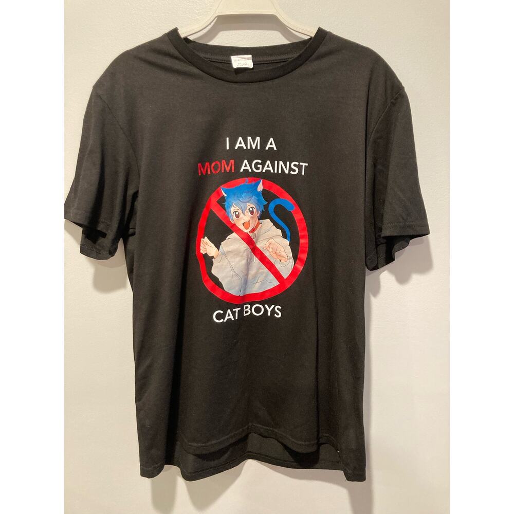 I Am A Mom Against Cat Boys Anime Graphic Tee Large Black